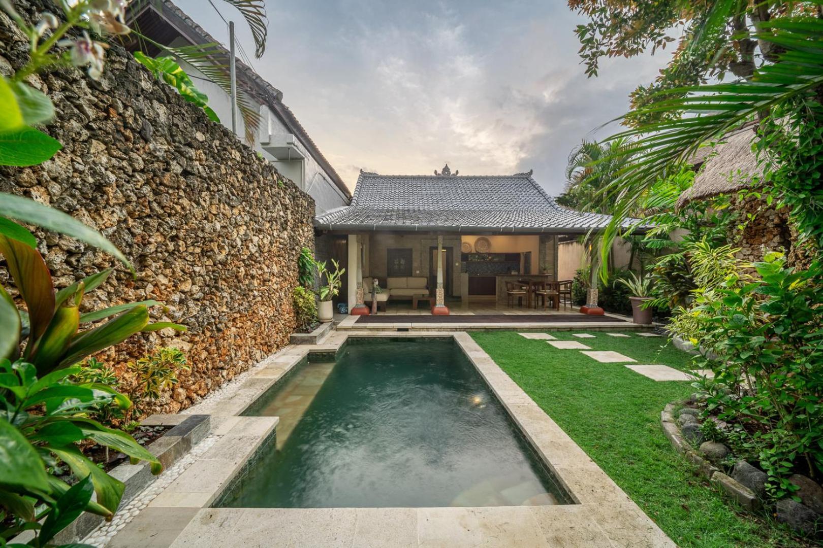 Nameera Villa Seminyak  Exterior photo